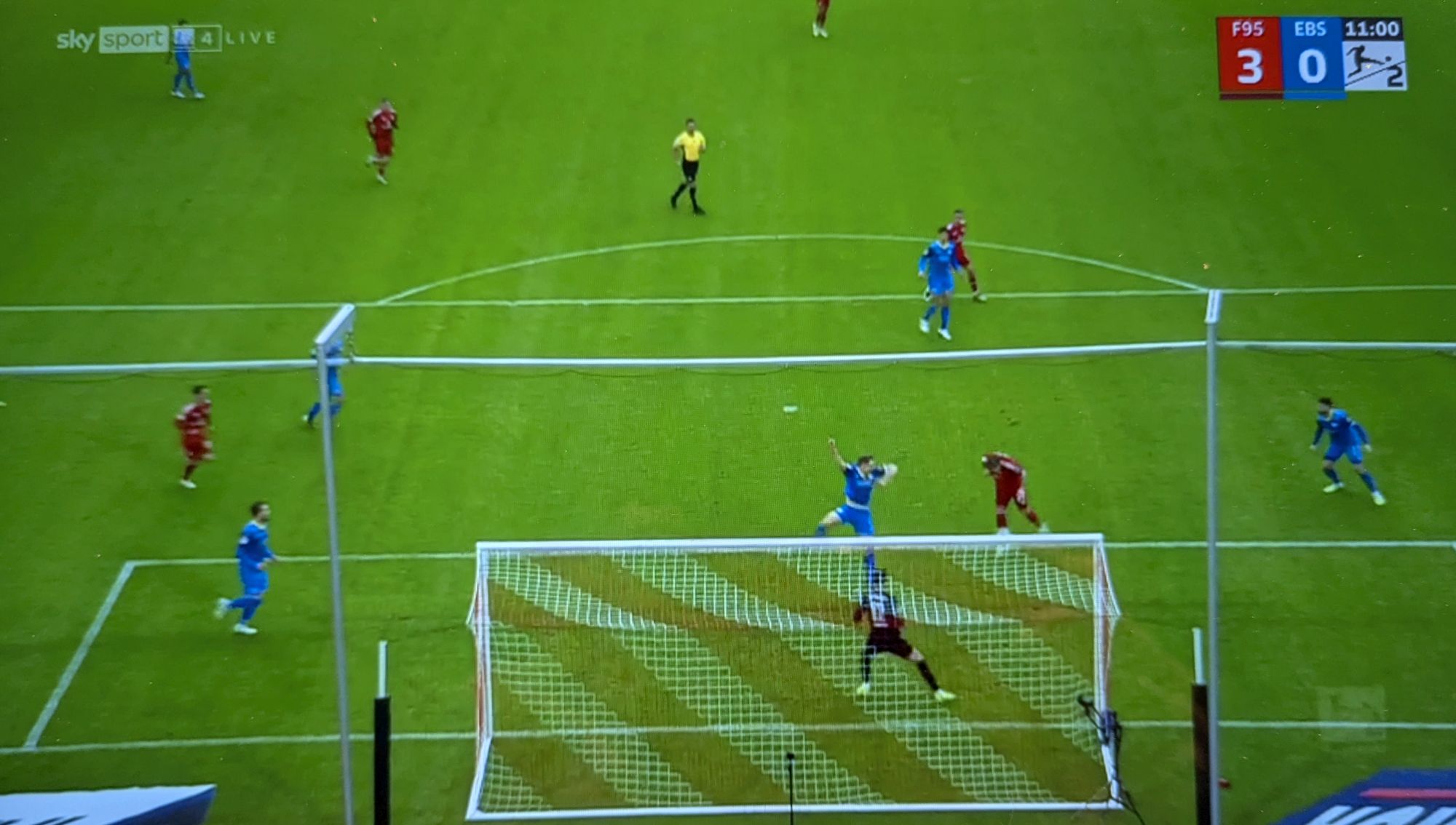 F95 vs BTSV: Das 3:0 - Sobottka auf Kownacki (Screenshot Sky)