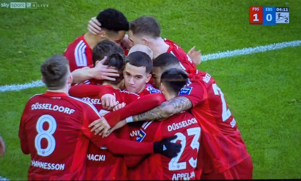 F95 vs BTSV: Jubel mit Gio Hagg mittendrin (Screenshot Sky)