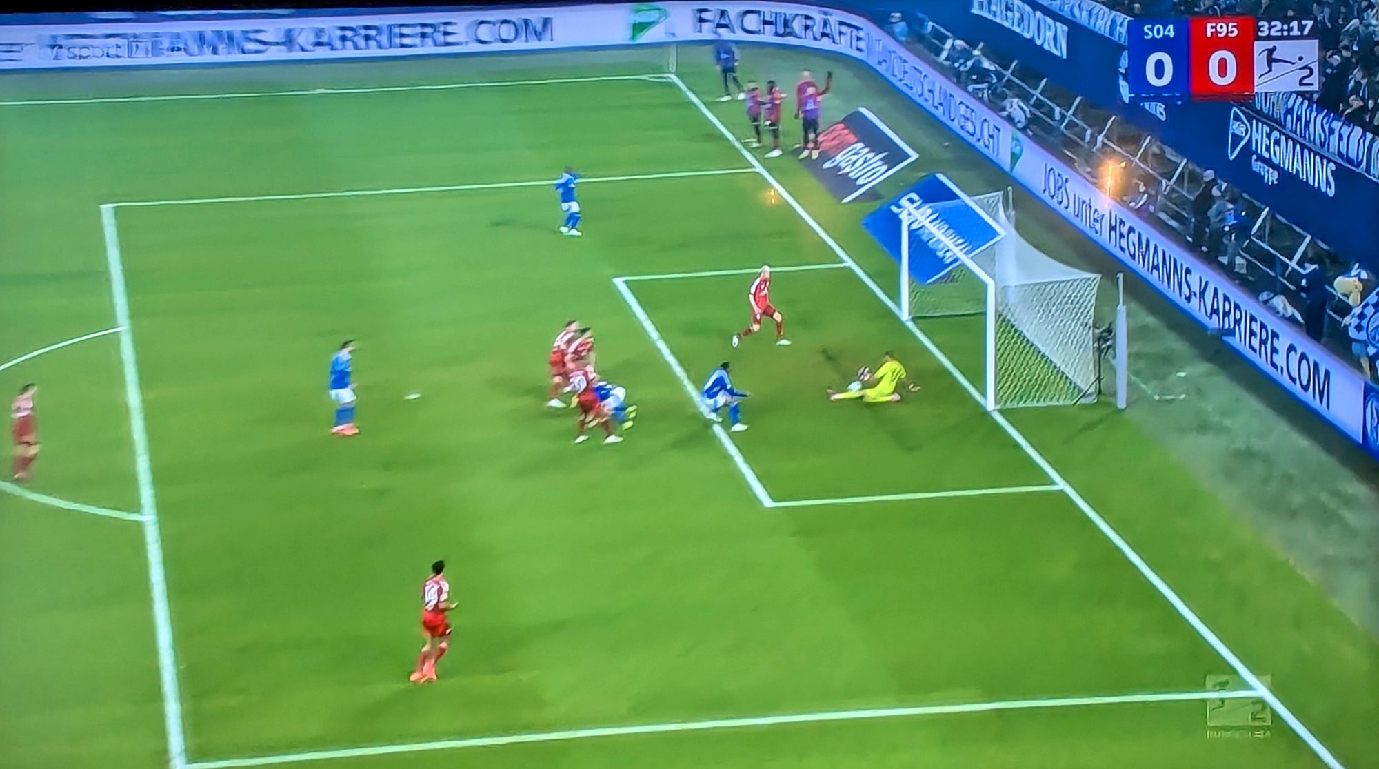 Schalke vs F95: Kastenmeier - Parade Nr. 4 (Screenshot Sky)
