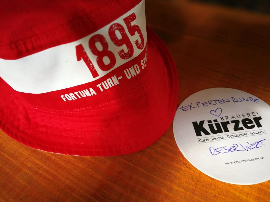 Erstes Zeugnis: Als die Expertenrunde im Bilker Häzz entstand (Foto: FP)