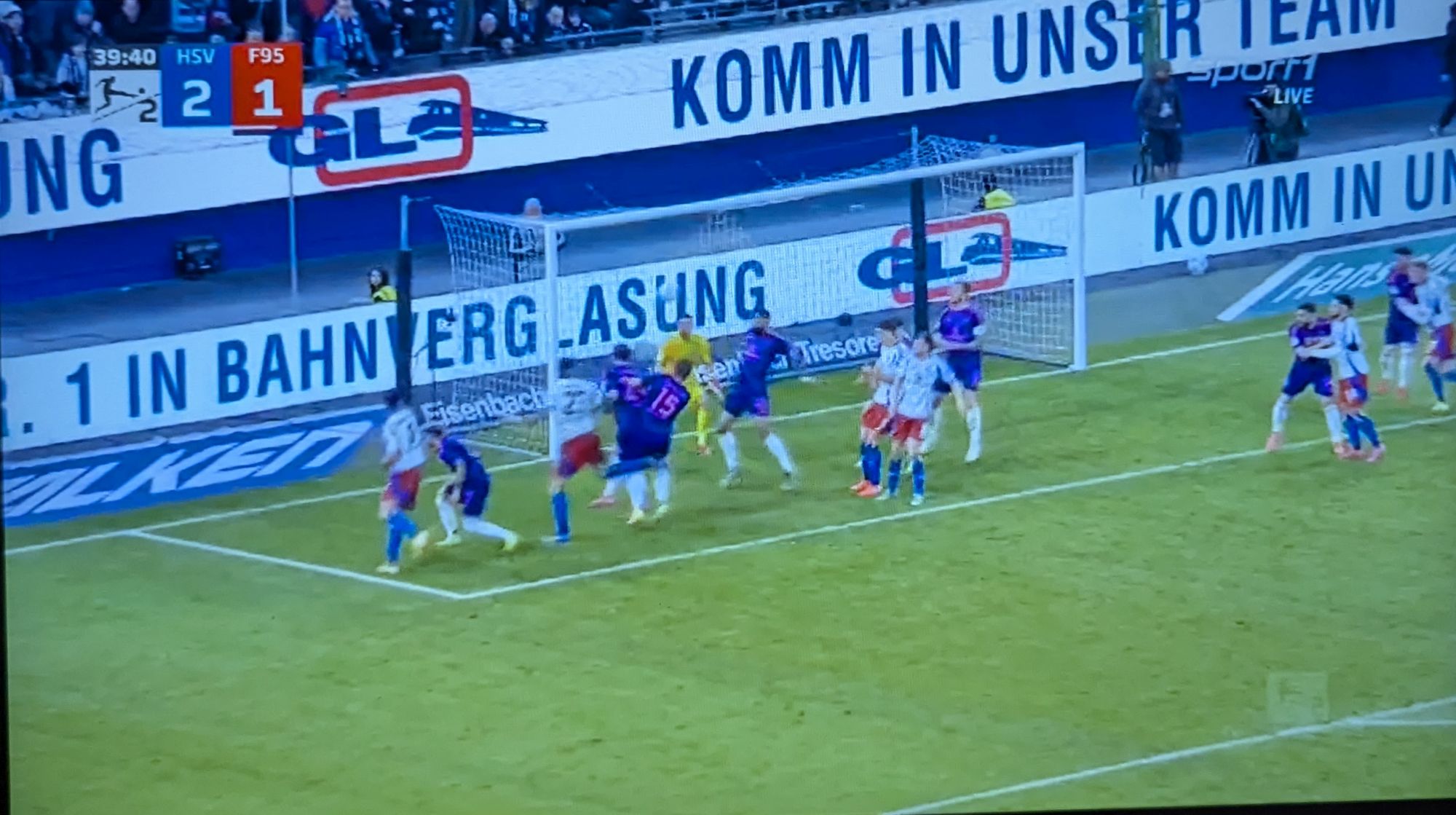 HSV vs F95: Kollektive Dummheit vor dem 2:1 (Screenshot Sport1)