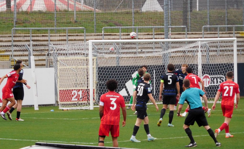 F95 U19 vs Hertha U19: Erste richtige Torannäherung (Foto: FP)
