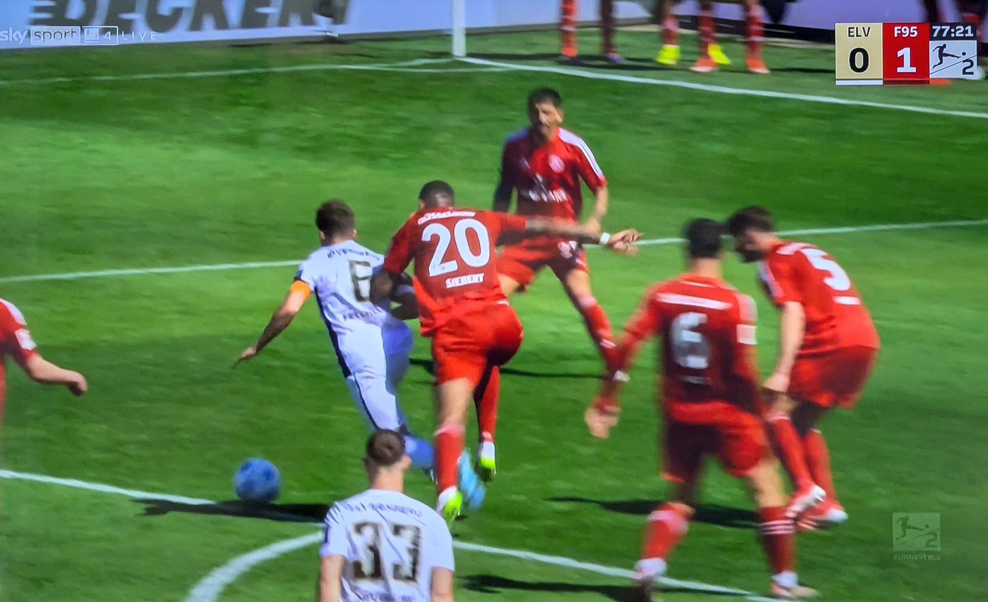 Elversberg vs F95: Ja, das war ein Elfer... (Screenshot Sky)