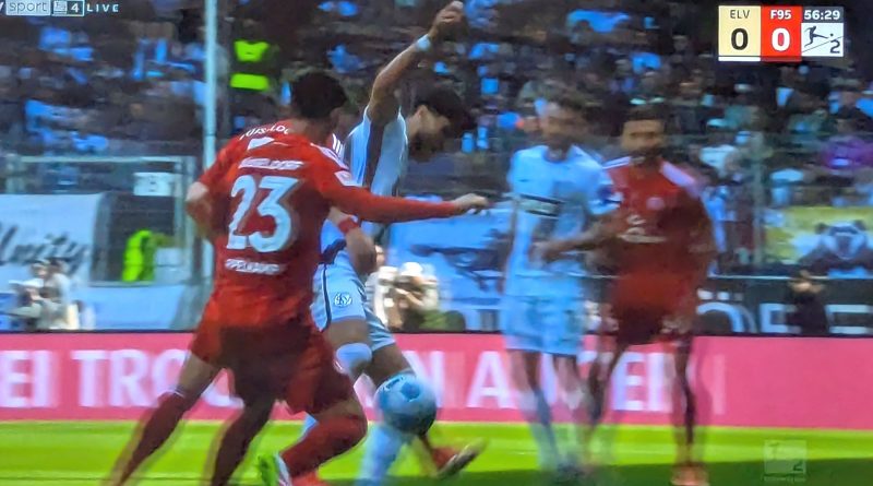 Elversberg vs F95: Zweikampszene mit Appelkamp (Screenshot Sky)