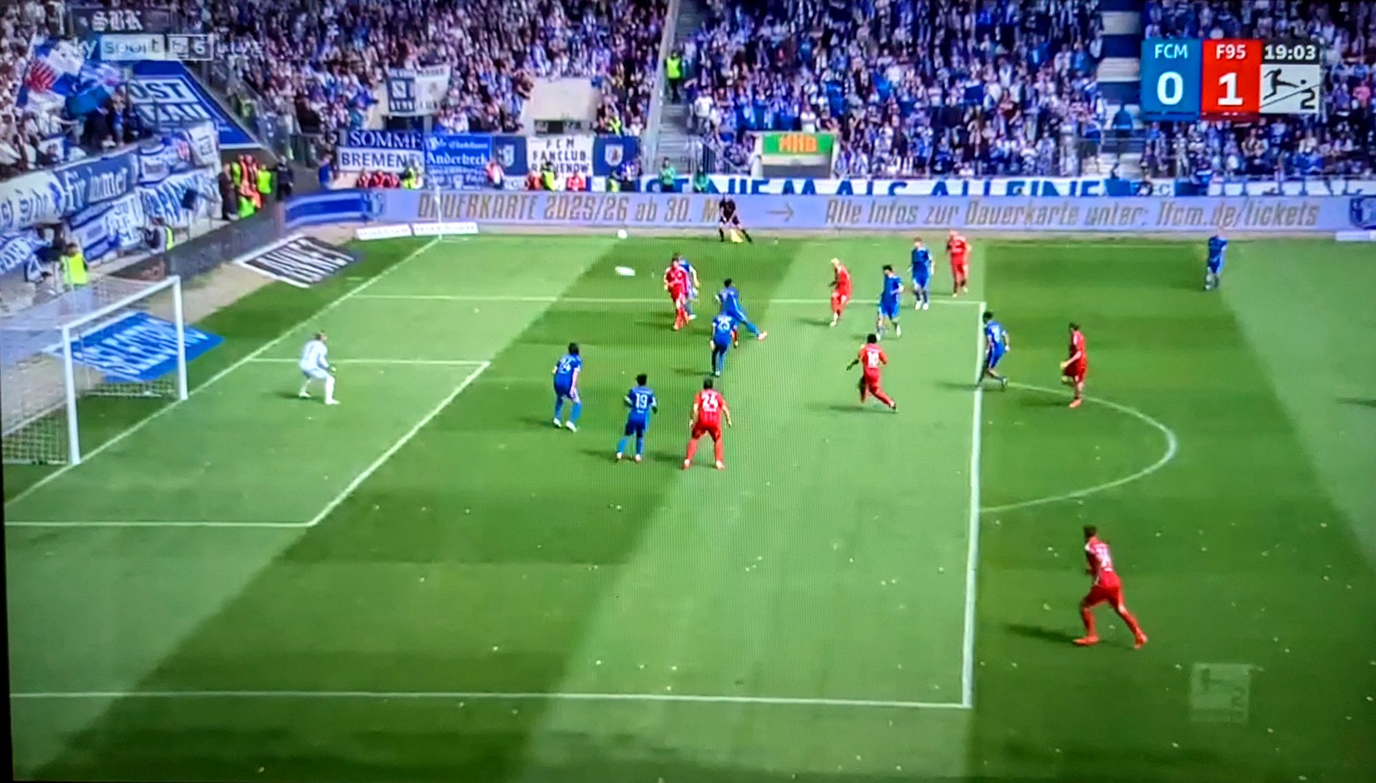 Magdeburg vs F95: Zimbos Traumtor zum 1:0 (Screenshot Sky)