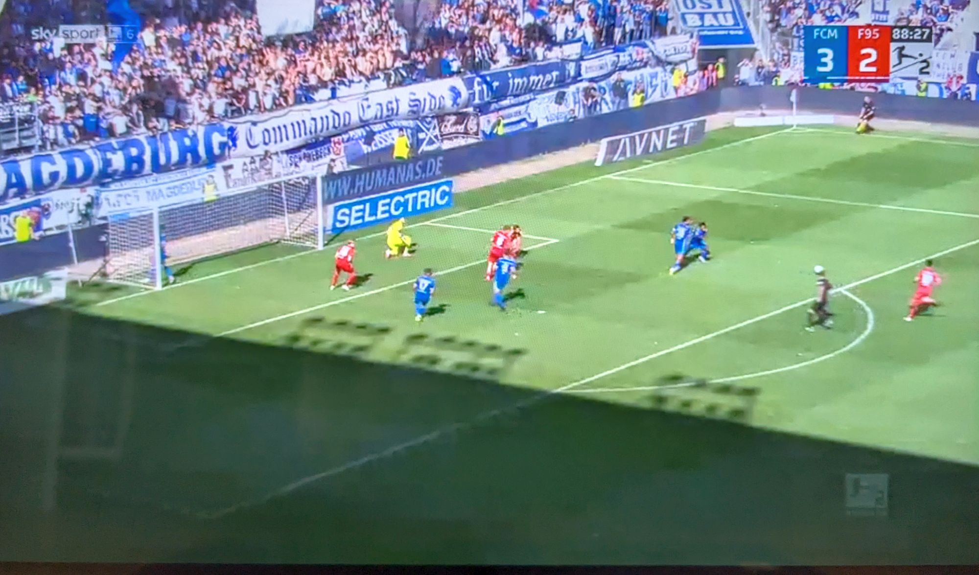 Magdeburg vs F95: Mit dem 4:2 für den FCM wurde es deutlich (Screenshot Sky)
