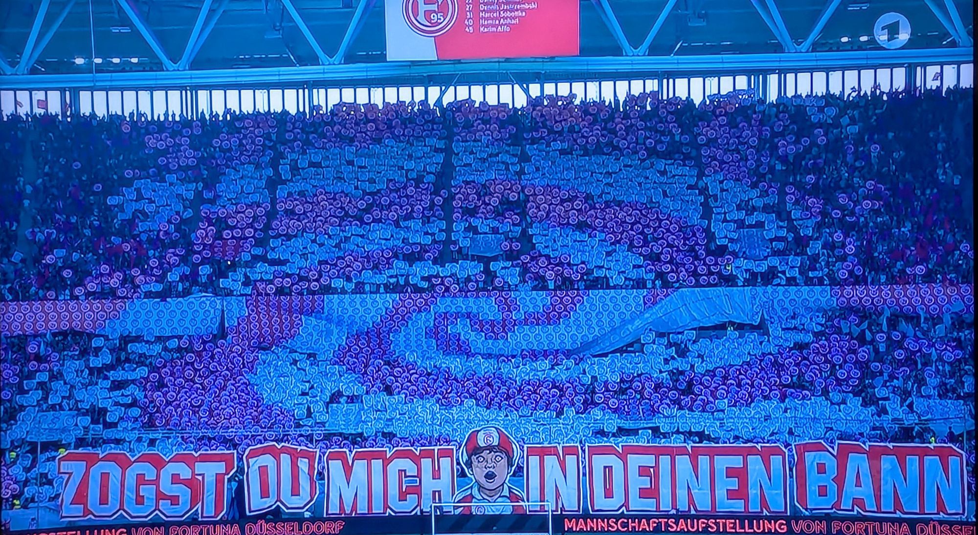F95 vs Schalke: "𝑺𝒄𝒉𝒐𝒏 𝒂𝒍𝒔 𝑲𝒊𝒏𝒅 𝒛𝒐𝒈𝒔𝒕 𝑫𝒖 𝒎𝒊𝒄𝒉 𝒊𝒏 𝑫𝒆𝒊𝒏𝒆𝒏 𝑩𝒂𝒏𝒏" (Screenshots ARD)