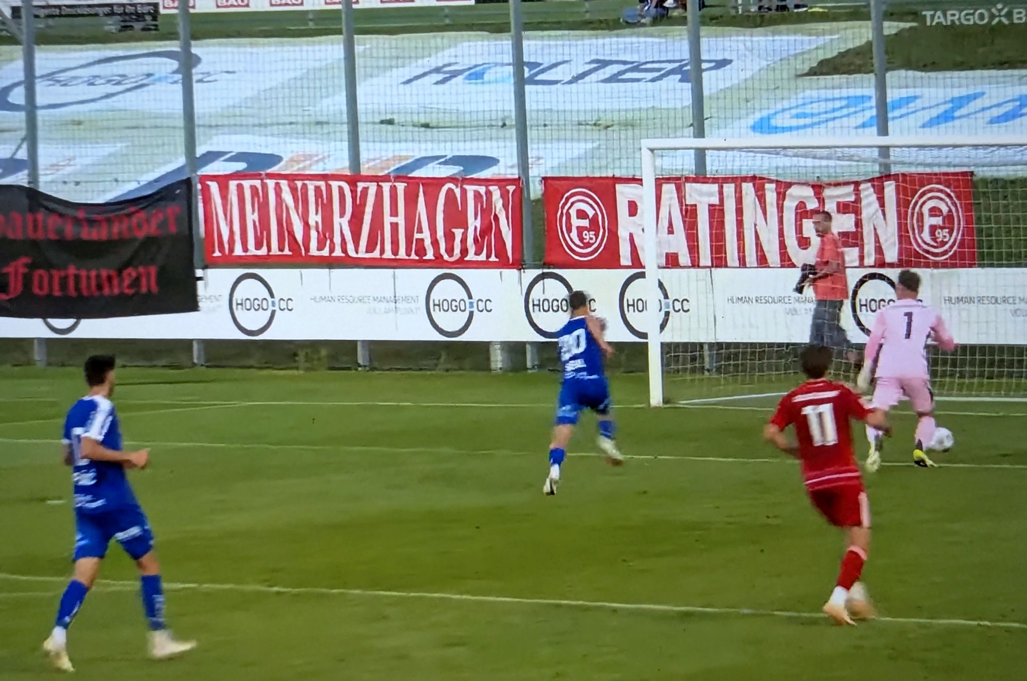 BW Linz vs F95: Lotti legt sich ein Ei rein (Screenshot f95.tv)