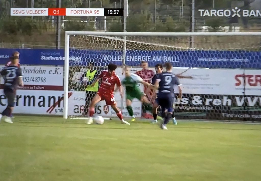 Velbert vs F95: Hamza macht den Hackentrick (Screenshot f95.tv)