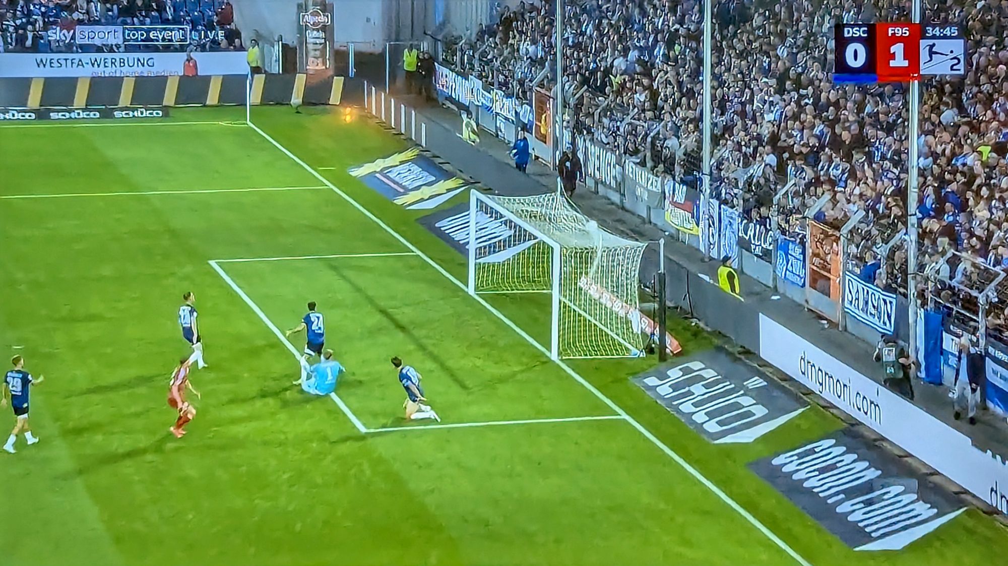 Bielefeld vs F95: Cedis wunderhübsches Tor (Screenshot Sky)