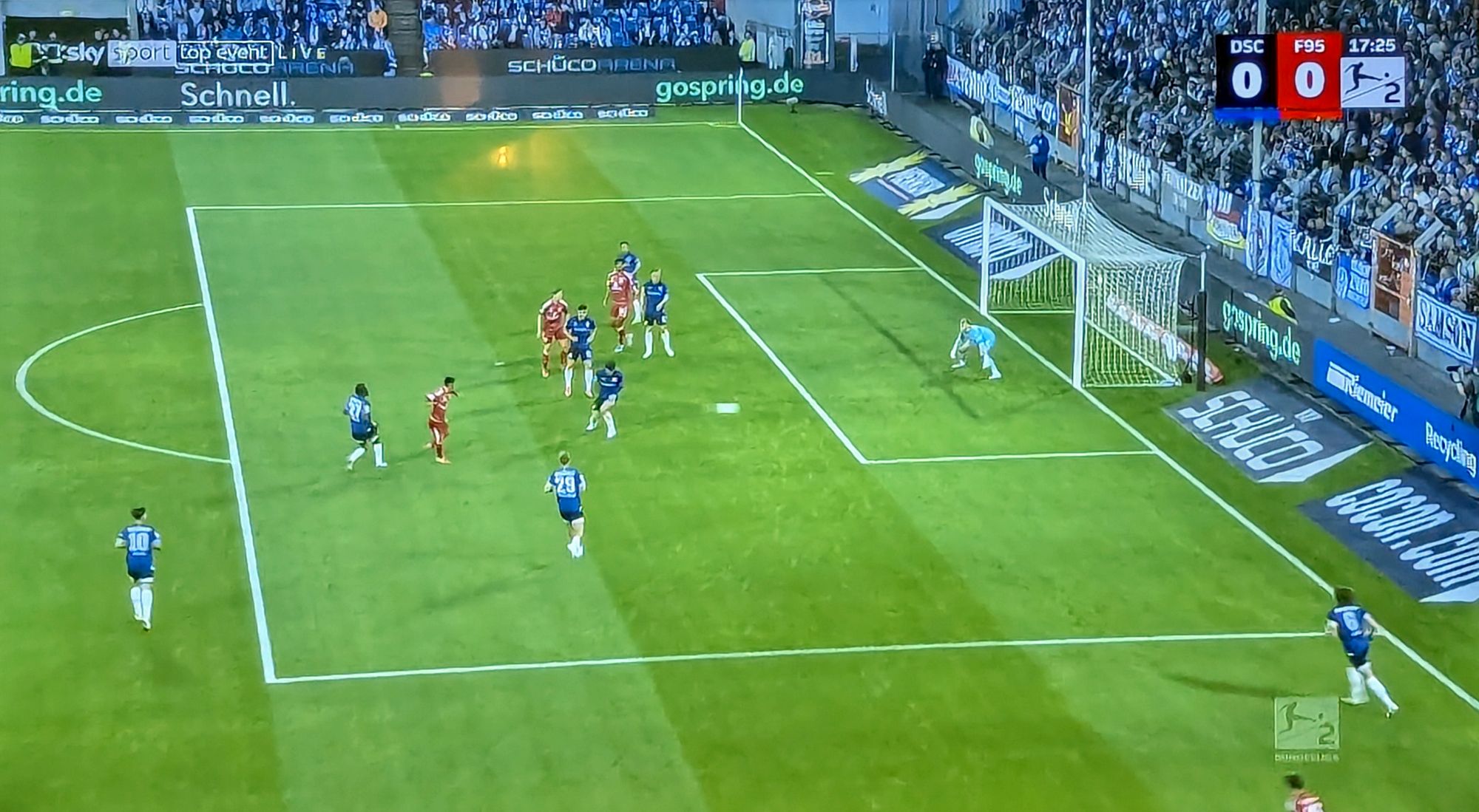 Bielefeld vs F95: Die frühe Chance zum 1:0 für uns (Screenshot Sky)