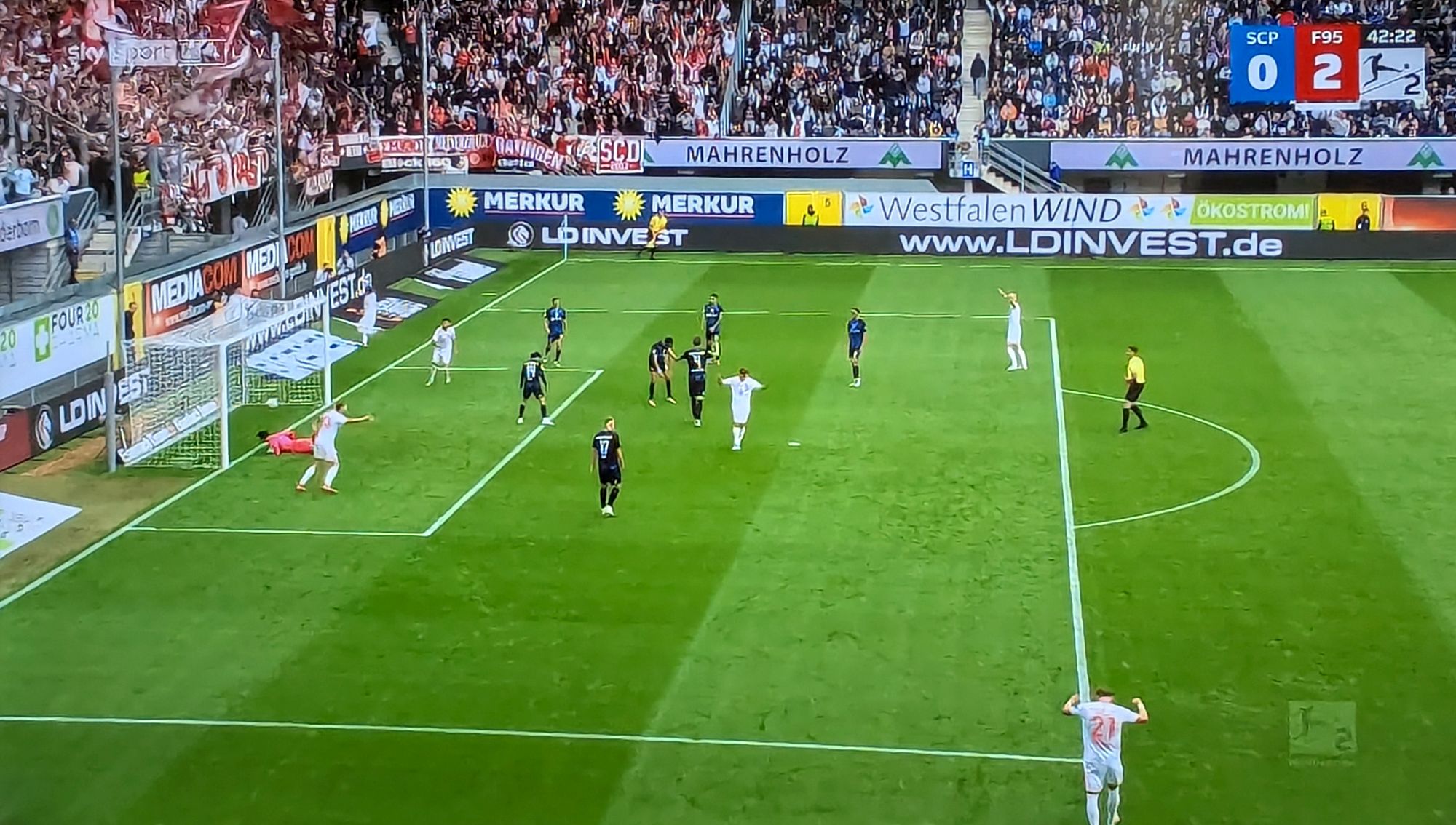 Paderborn vs F95: Toll das 2:0 durch Muslija (Screenshot Sky)