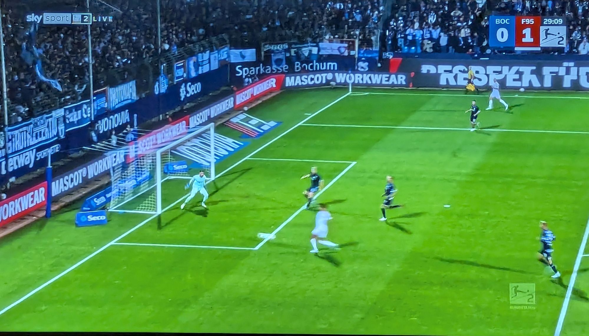 Bochum vs F95: Chance zum 2:0 leider versemmelt (Screenshot Sky)