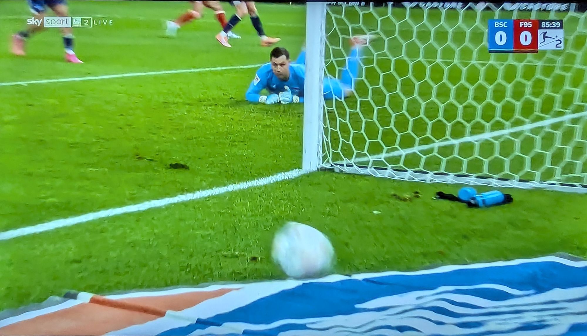 Hertha vs F95: Chance Nr. 6 für die Fortuna (Screenshot Sky)