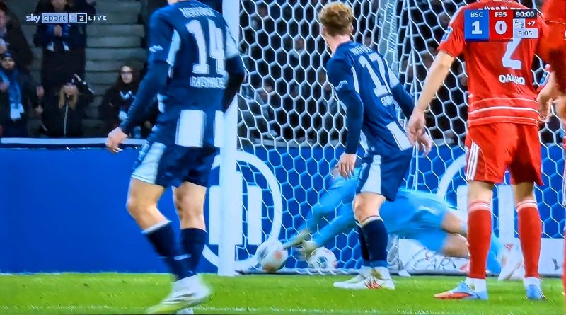 Hertha vs F95: Der Beinahe-Ausgleich in der 100. Minute (Screenshot Sky)