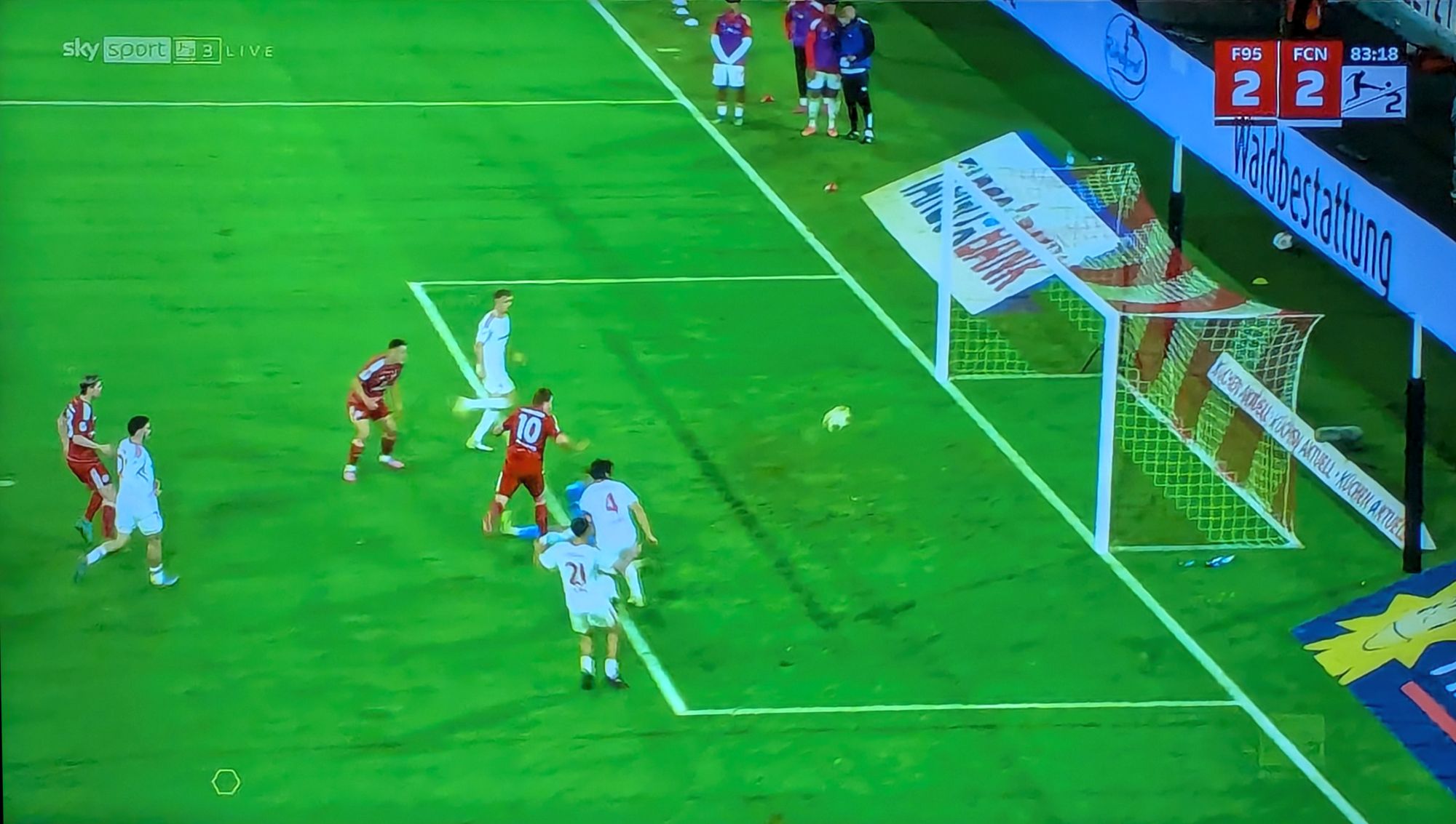 F95 vs Nürnberg:  Rasmussen macht das 2:2 (Screenshot Sky)