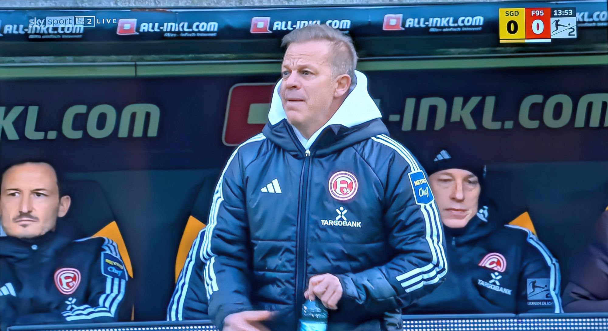 Dresden vs F95: Trainer (Screenshot Sky)