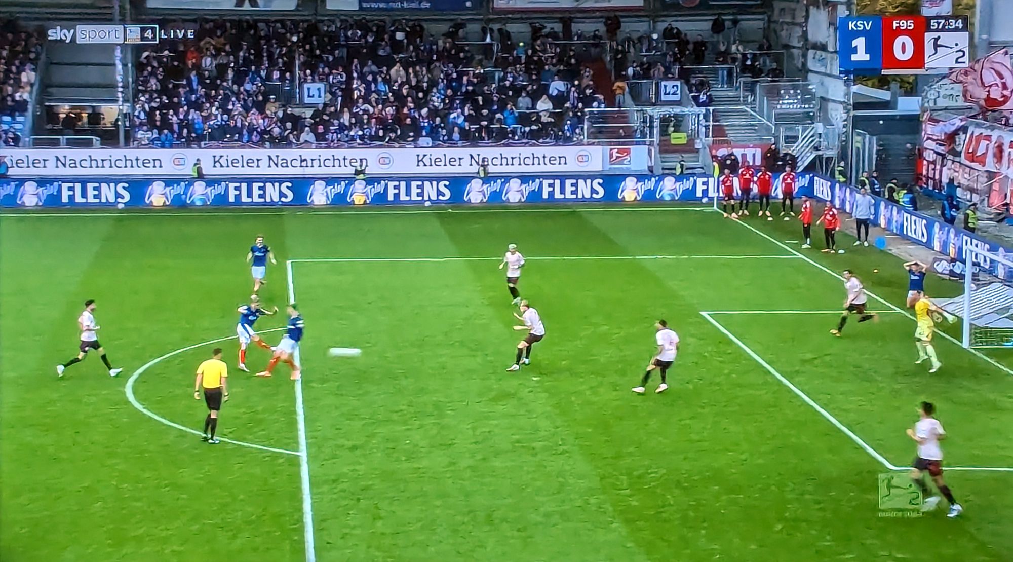 Kiel vs F95: Das knallharte Siegtor für die Kieler (Screenshot Sky)