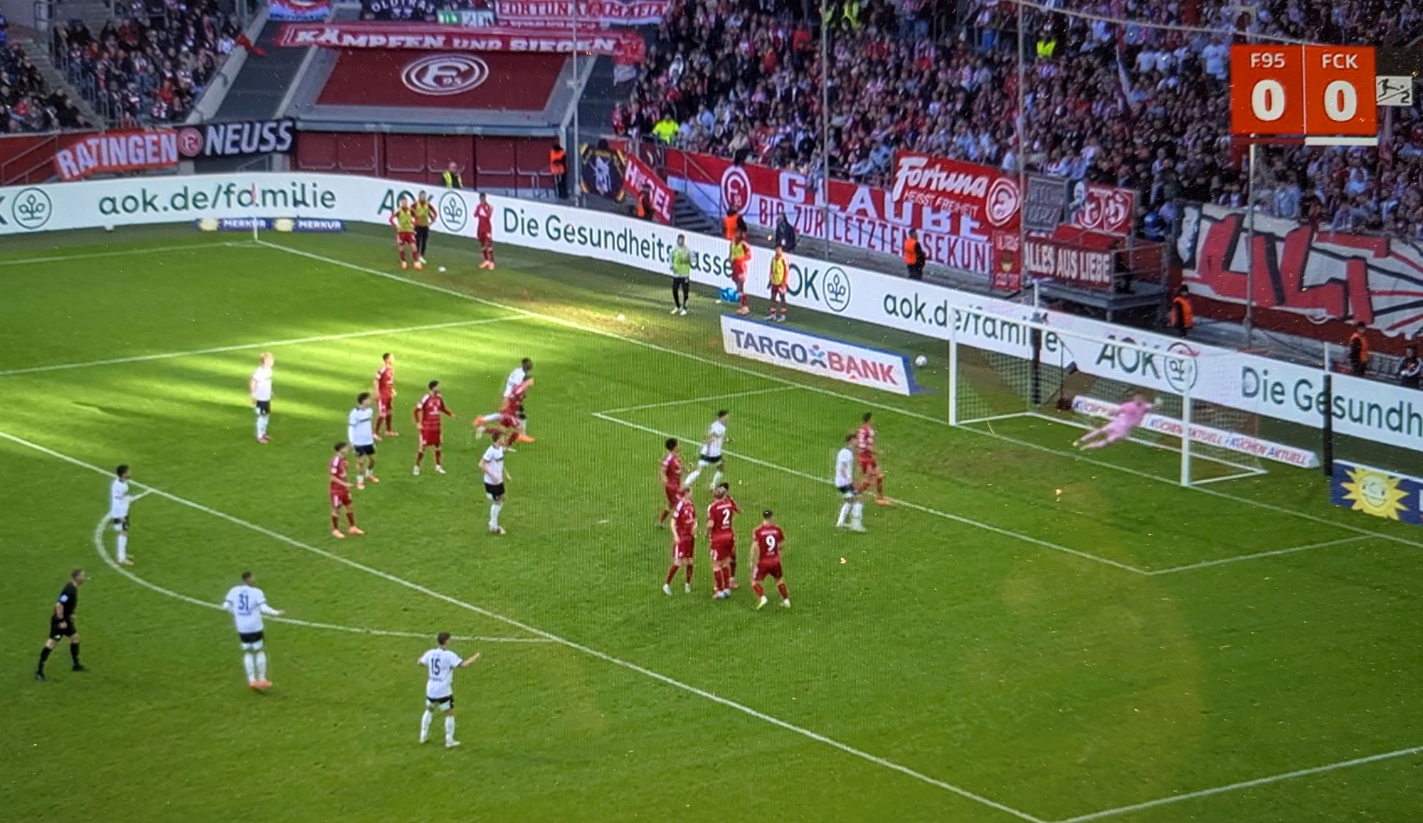 F95 vs K'lautern: Direkter Freistoß zum 0:1 (Screenshot Sky)