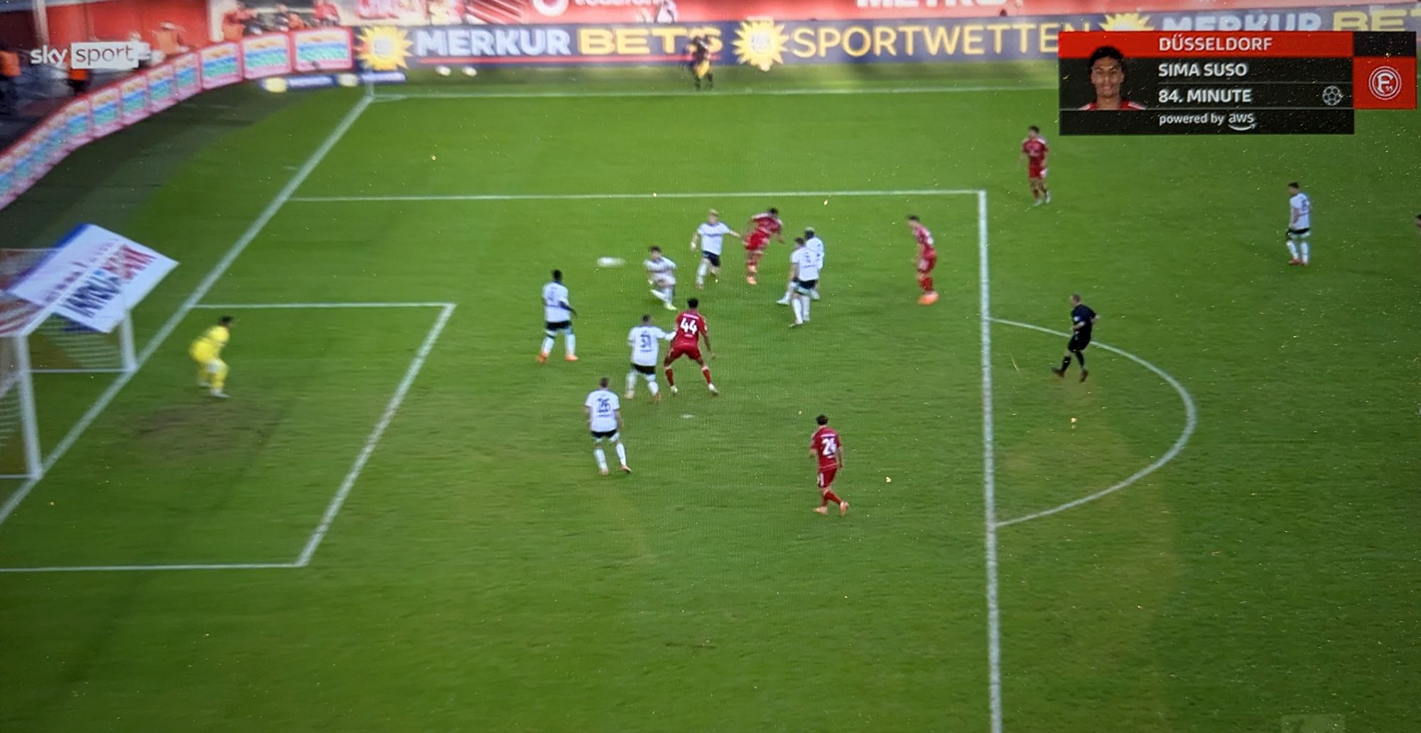 F95 vs K'lautern:  Klaus Sima Suso macht den Ausgleich in der 84. (Screenshot Sky)