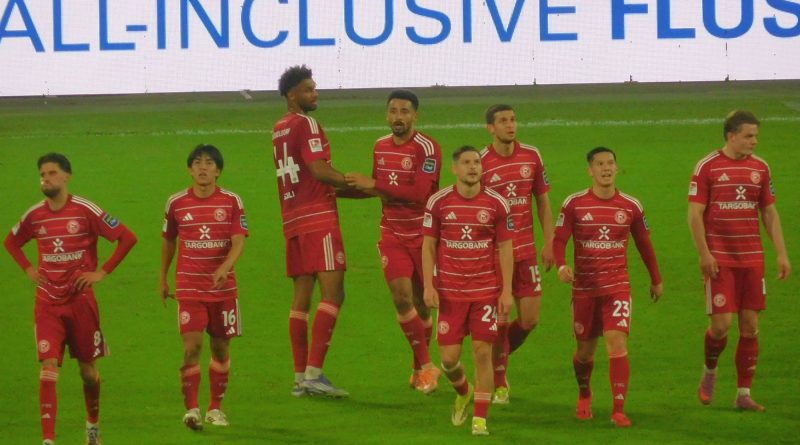 F95 vs Bochum: So seh'n Sieger aus (Foto: FP)