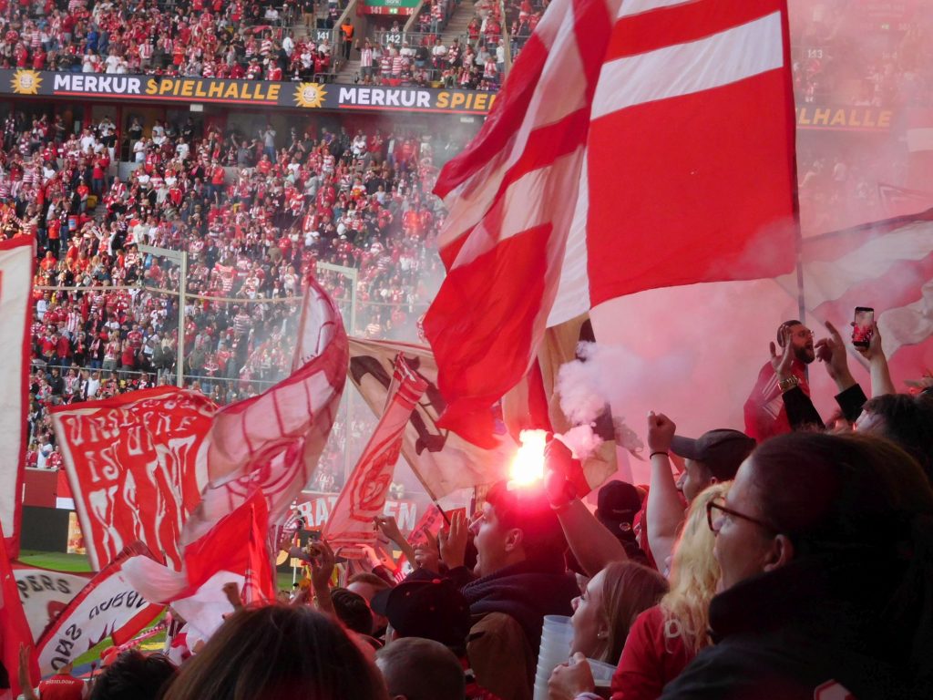 F95 vs Dresden: Der zwölfte Mann in Topform (Foto: FP)