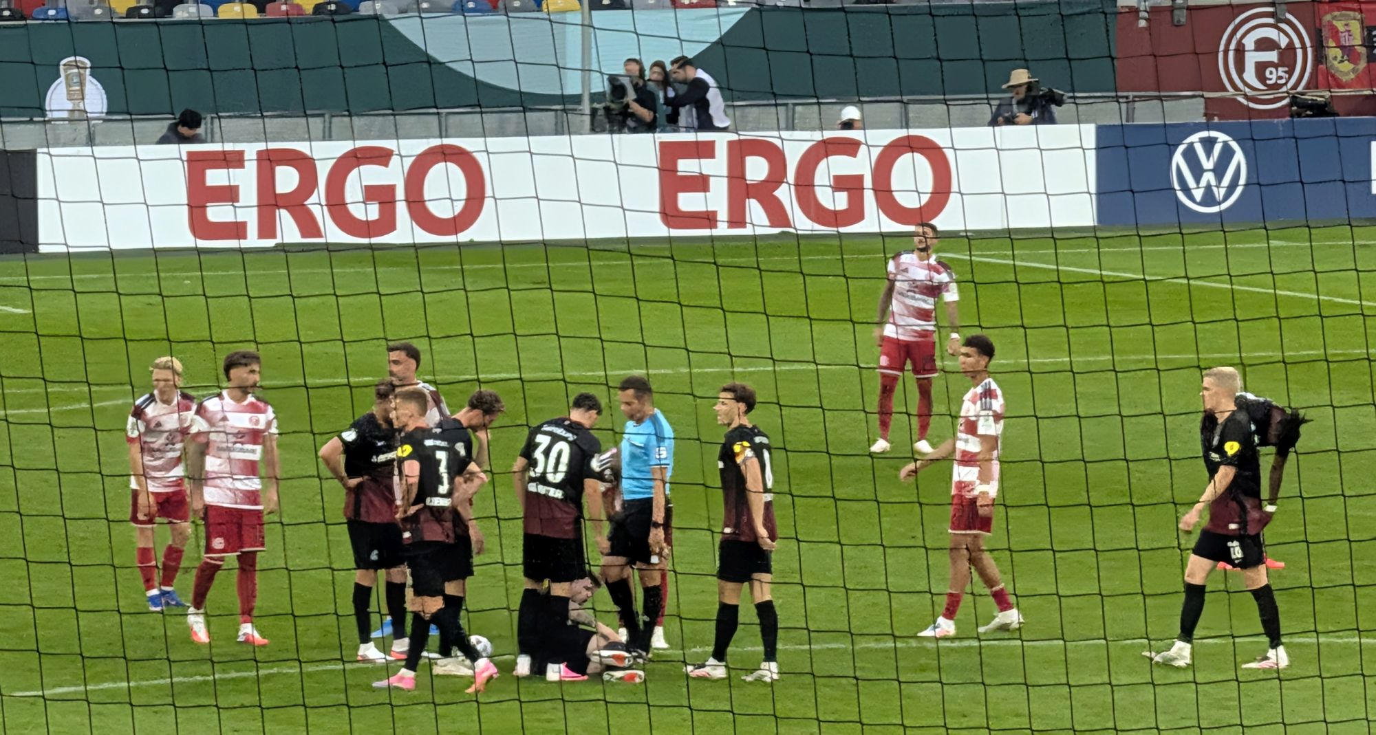 F95 vs Freiburg: Schiri Hartmann im Mittelpunkt (Foto: FP)