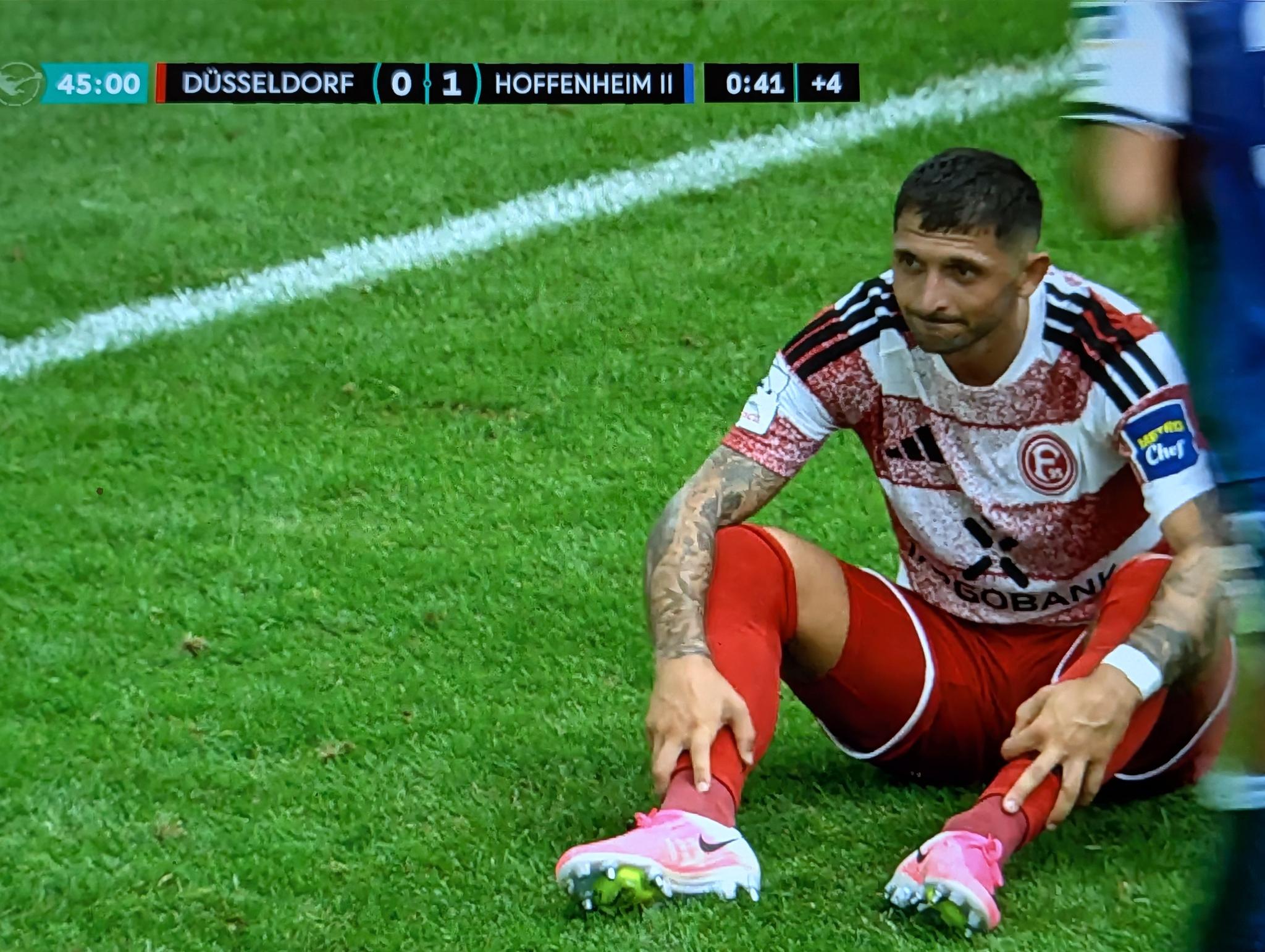 F95 vs Hoffenheim II: Zimbo ist unzufrieden (Screenshot: Magenta TV)